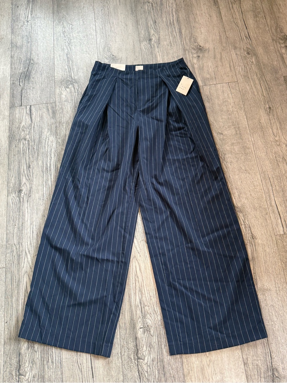 Wide- Leg Pants